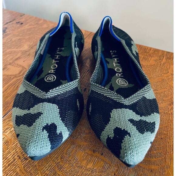 Women's Rothy's The Point Olive Camo Knit Pointy Toe Ballet Flats, Size 8 - Picture 1 of 4